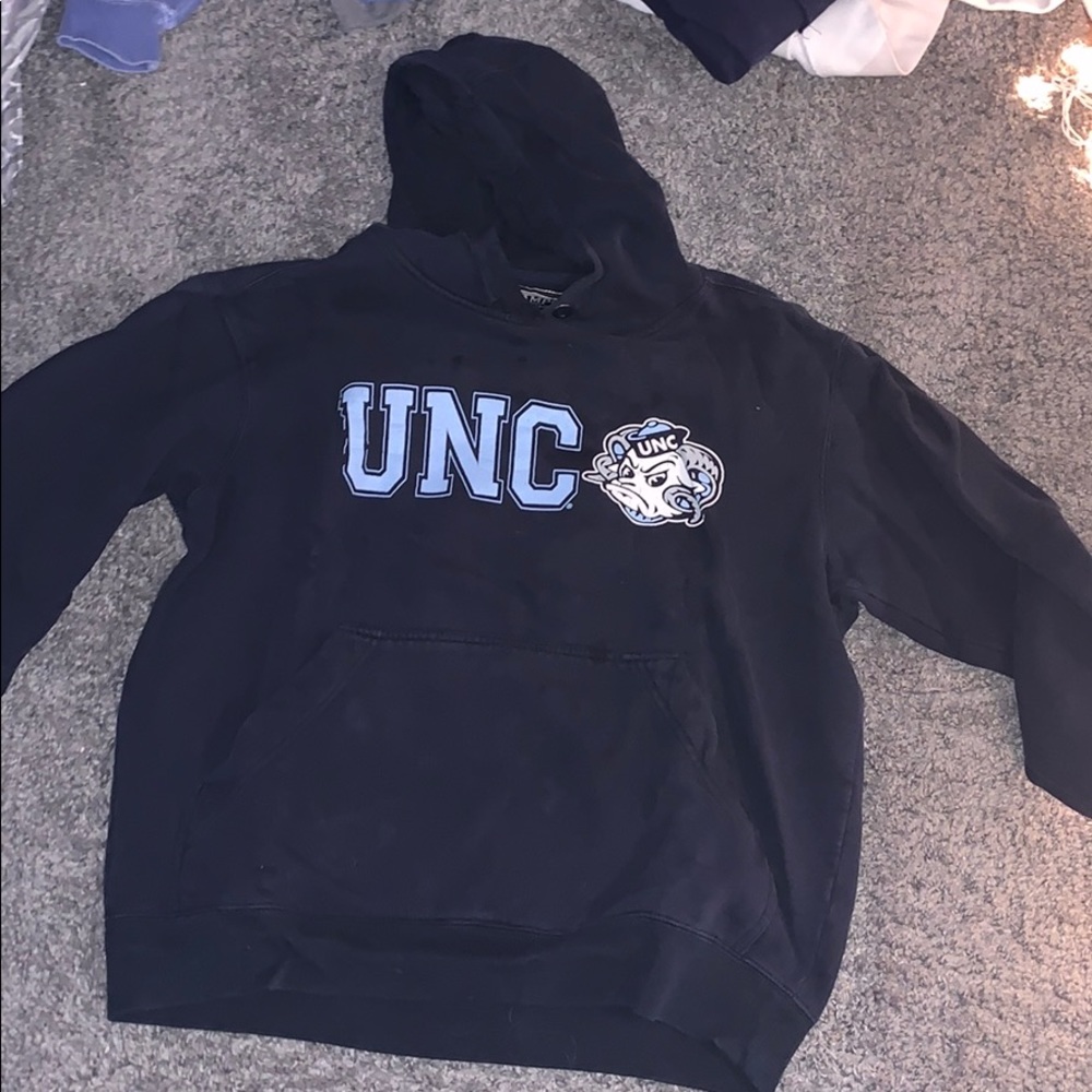 UNC sweatshirt